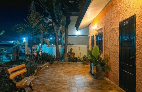 Nongbua Lamphu Hotel | โรงแรมหนองบัวกรีนวิว
