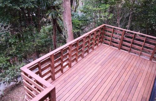Higashiizu Villa | ■ウッドテラスでBBQ＆源泉掛け流し温泉付きの一棟貸切の貸別荘■伊豆(熱川)を遊びつくそう