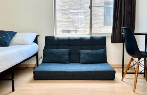 Shinjuku Apartment | グレイシャス東新宿 東新宿駅徒歩3分 新大久保駅徒歩7分 新宿駅徒歩15分 歌舞伎町すぐ近く 美味しい韓国料理屋多数あります