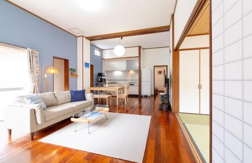 Taketomi-jima Taketomi-cho Apartment | 一棟貸しの宿 Kururi-Kuru 石垣島,くるりくる