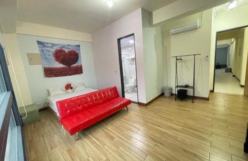 Hualien City Centre Apartment | 二街窩窩民宿 花蓮車站東出口近轉運站 訂房後請加line