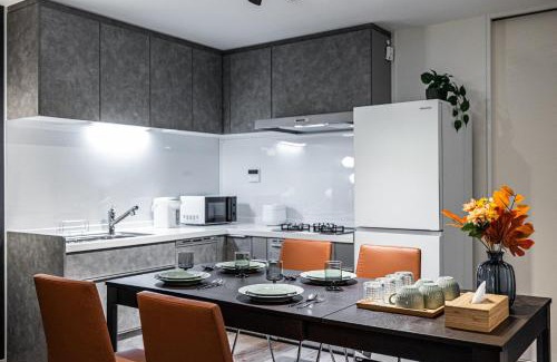 Suminoe Villa | 住吉月满-豪华全新一户建-住吉大社6分钟-关西机场直达40分-宽敞停车位-隔壁711超市