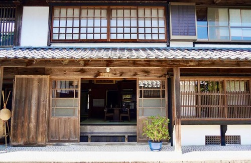 Sado House | 佐渡島に残る築130年の伝統的な古民家｜東夢