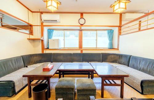 Ueda Apartment | 千本桜