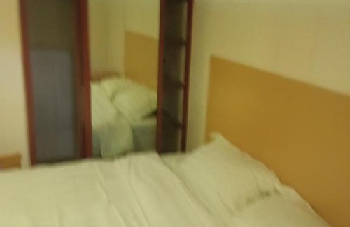 Chamkar Mon Hotel | 华越宾馆