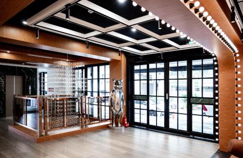 West Central District Hotel | 南兜漫旅