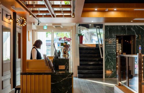West Central District Hotel | 南兜漫旅
