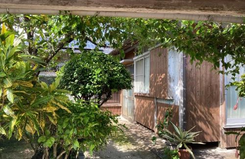 Amami Apartment | 古民家のお宿ふうす