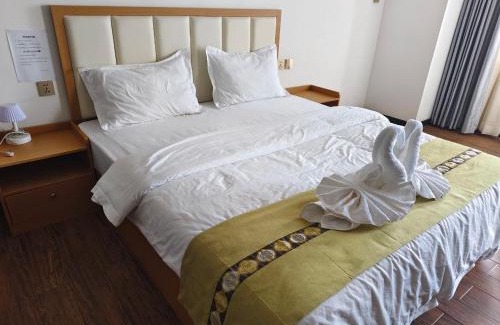 Prampir Makara Hotel | 安居金边 Anju Hotel Phnom Penh