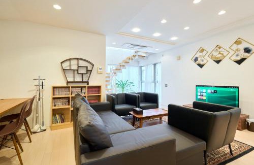 Jujo Villa | 広々130平米 最大13名 駅徒歩4分 10Gwifi 夜のパーティーと飲み会禁止