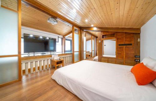 West Central District Ski Chalet | 末廣通一館 日式包棟民宿 Suehirodori Japanese Entire Home No1