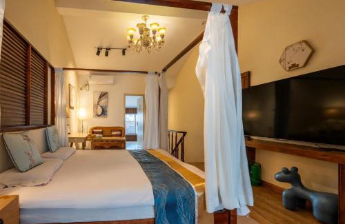 Suzhou Old Town House | 枕窗听雨Homestay