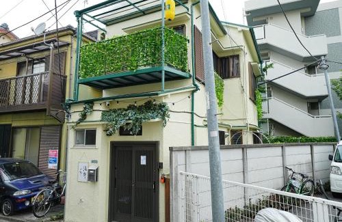 Kita Villa | 池袋駅無料送迎サービス #石神井川のほとりに佇むテラスハウス丨上野12分丨最大7名丨ガーデン丨庭園ヴィラ# Ikebukuro Free Pickup#Shakujii River Garden Villa丨Up to 7 guests 丨Private garden 丨Garden villa