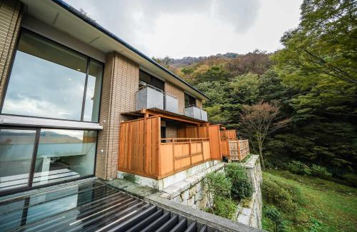 Hakone Hotel | 箱根七福荘