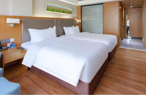 Wuling District Hotel | 花之筑酒店常德步行街店