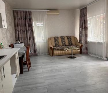Prymors'kyi district Apartment | 1 кімнатна біля центра міста
