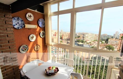 Benalmadena Costa Apartment | 1.012 Apartamentos Águila. Cercano a la playa y al centro de Benalmádena. Excelente ubicación.