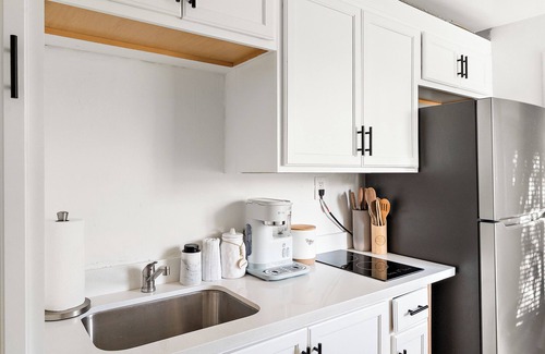 Mesa Apartment | 1.3 Miles from Downtown