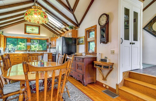 Cotuit House | 1/4 Mi to Beach: Home w/Cotuit Bay View!
