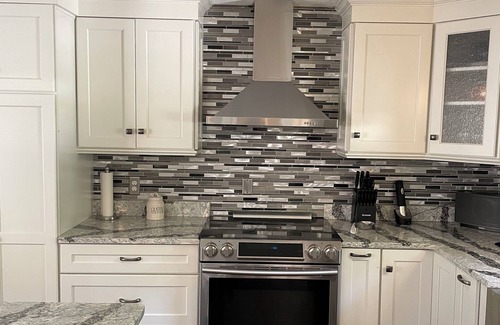 Foxboro House | 1.6 Miles From All The Soccer Action. Spacious, Beautiful and Private 5B/3.5Ba
