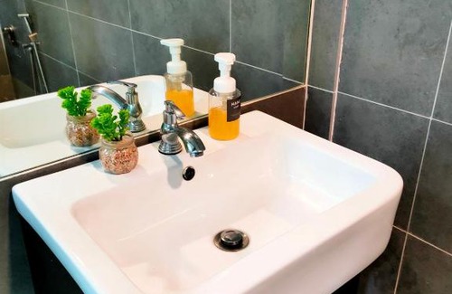 Damansara Perdana Apartment | 1-6pax DUPLEX Near Ikea /1Utama@Empire Damansara
