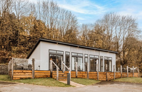 Bridgnorth Ski Chalet | 1 bedroom accommodation in Bridgnorth