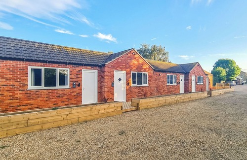 Lincoln Cottage | 1 bedroom accommodation in Walcott