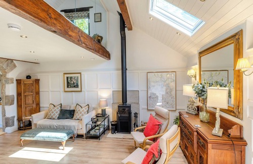 Litton Cottage | 1 bedroom accommodation in Wheston, near Tideswell