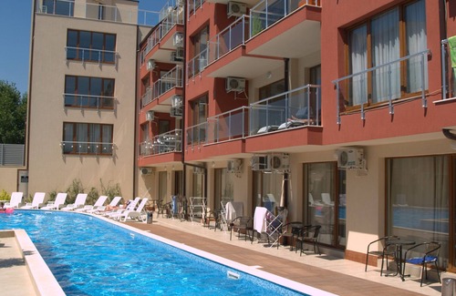 Sozopol Apartment | 1-bedroom apartment with sea and pool view near the beach in the aparthotel