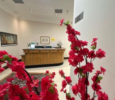 Maida Vale Apartment | 1 Bedroom Apartment with security 24 hours and concierge