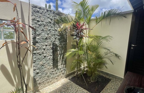 English Harbour Apartment | 1 Bedroom Bali style studio suite on lush property in English Harbour!