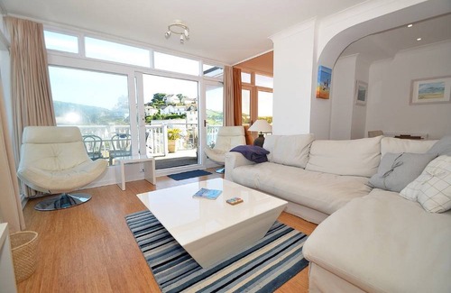 Salcombe Cottage | 1 Charborough House