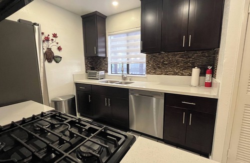 Downtown Apartment | 1. Superb 2-bd 2-bth Apartment in City Center