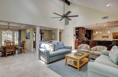 Heritage Woods House | 10 Baynard Cove-5 Minute walk to the beach with Private Pool & Spa