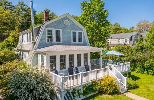 Ogunquit House | 10-Min Walk to Beach - Huge Deck - Near Downtown