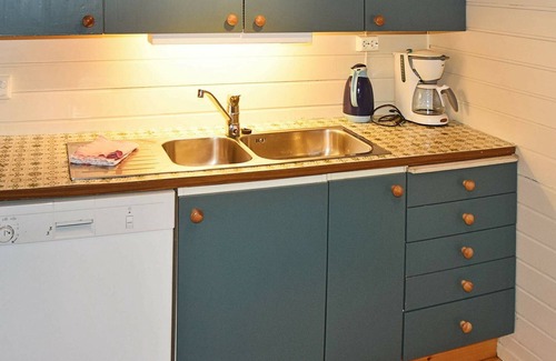 Volda House | 10 person holiday home in Folkestad