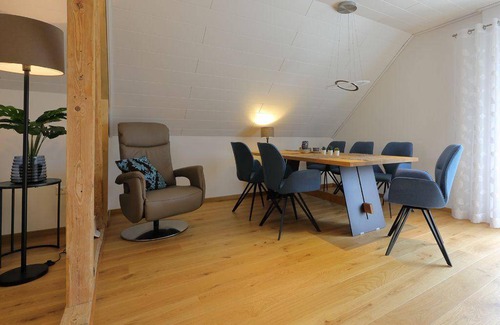 Mastershausen Apartment | 100 m² Apartment ∙ 2 bedrooms ∙ 6 guests