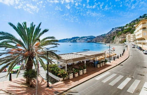 Almunecar Apartment | 100 m² Apartment ∙ 1 bedroom ∙ 3 guests