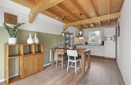 Witteveen House | 100 m² Bungalow ∙ 2 bedrooms ∙ 4 guests