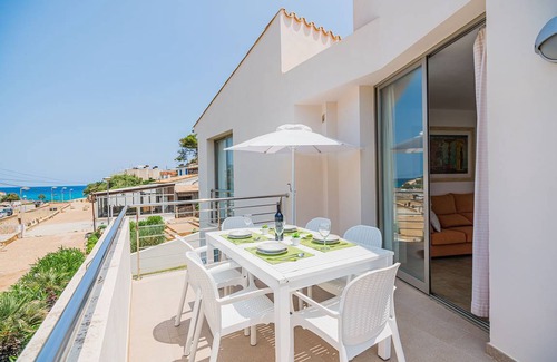 Cala San Vicente Ski Chalet | 100 m² Chalet ∙ 3 bedrooms ∙ 6 guests