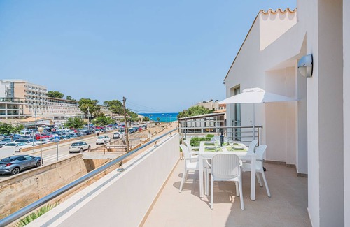 Cala San Vicente Ski Chalet | 100 m² Chalet ∙ 3 bedrooms ∙ 6 guests