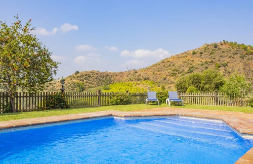 Pizarra Cottage | 100 m² Cottage ∙ 4 bedrooms ∙ 8 guests