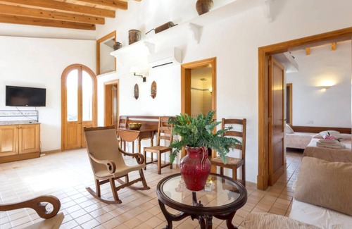 Urbanitzacio Gotmar Apartment | 100 m² Apartment ∙ 2 bedrooms ∙ 4 guests