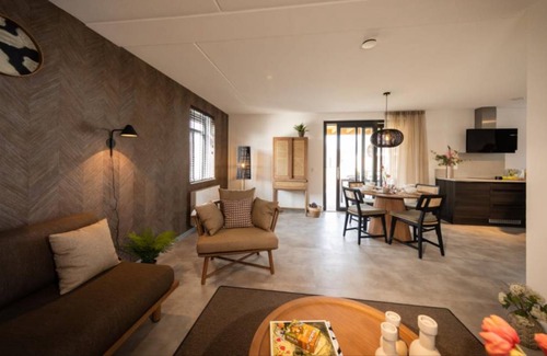 Thorn House | 100 m² House ∙ 2 bedrooms ∙ 4 guests