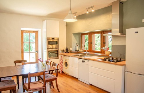 Issac House | 100 m² House ∙ 3 bedrooms ∙ 6 guests