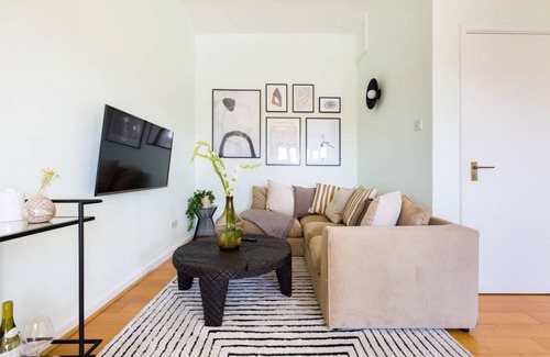 Wapping House | 100 m² House ∙ 4 bedrooms ∙ 8 guests