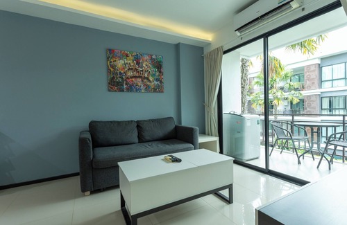 Rawai Condo | 100mBeachfront gym Swimming Pools c100