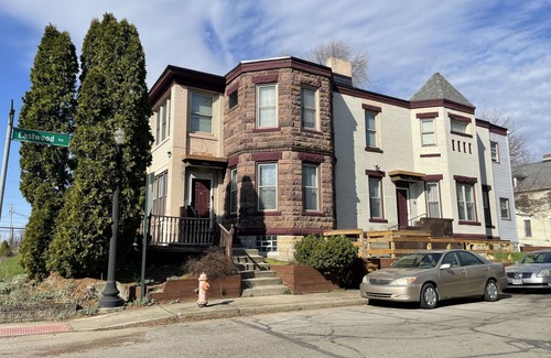 Near East Columbus Apartment | 102B 80 Governors place