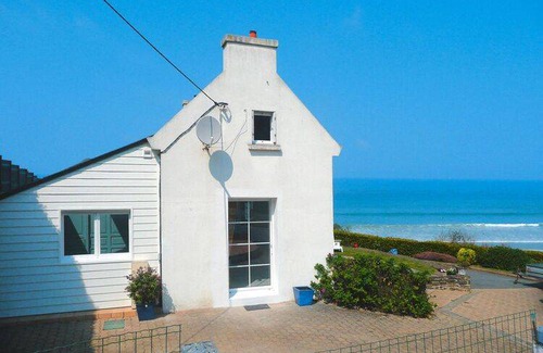 Locquirec House | 104 m² House ∙ 3 bedrooms ∙ 6 guests