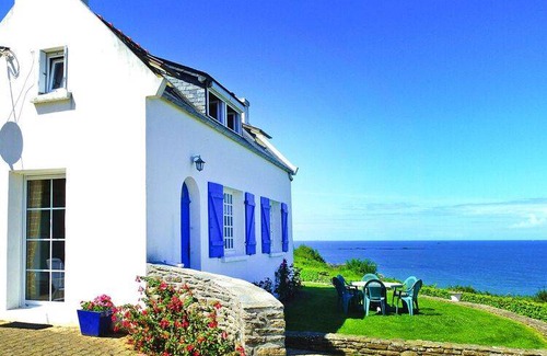 Locquirec House | 104 m² House ∙ 3 bedrooms ∙ 6 guests